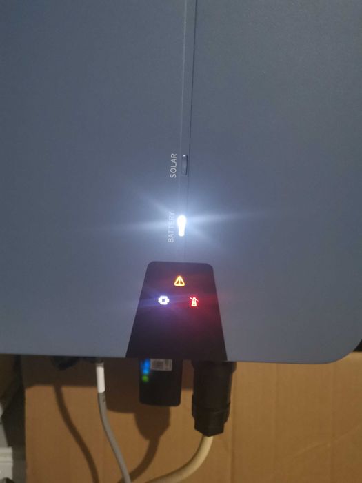 Inversor de rede híbrido Solplanet  4000W com backup 5000VA, 2MPPT