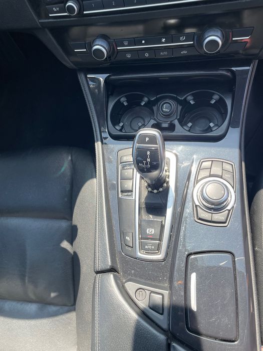 BMW 520 automático 2012