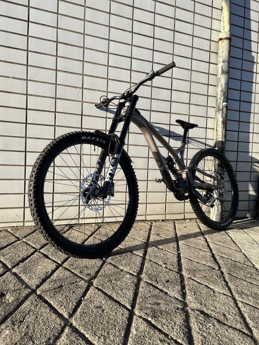 Vendo commencal suprime dh V4.4 2022
