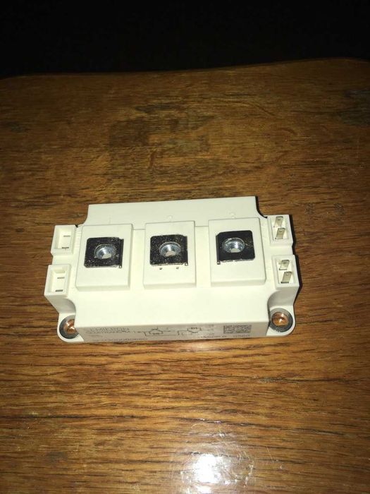 Продам IGBT модуль semikron semitrans skm300gb066d