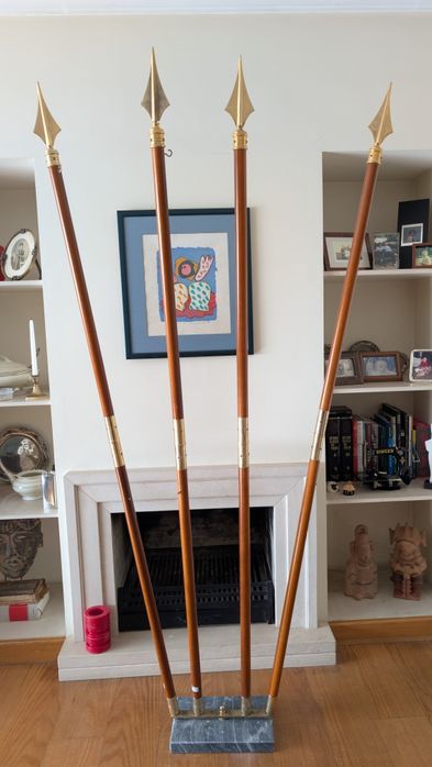 Porta Bandeiras Madeira e Mármore