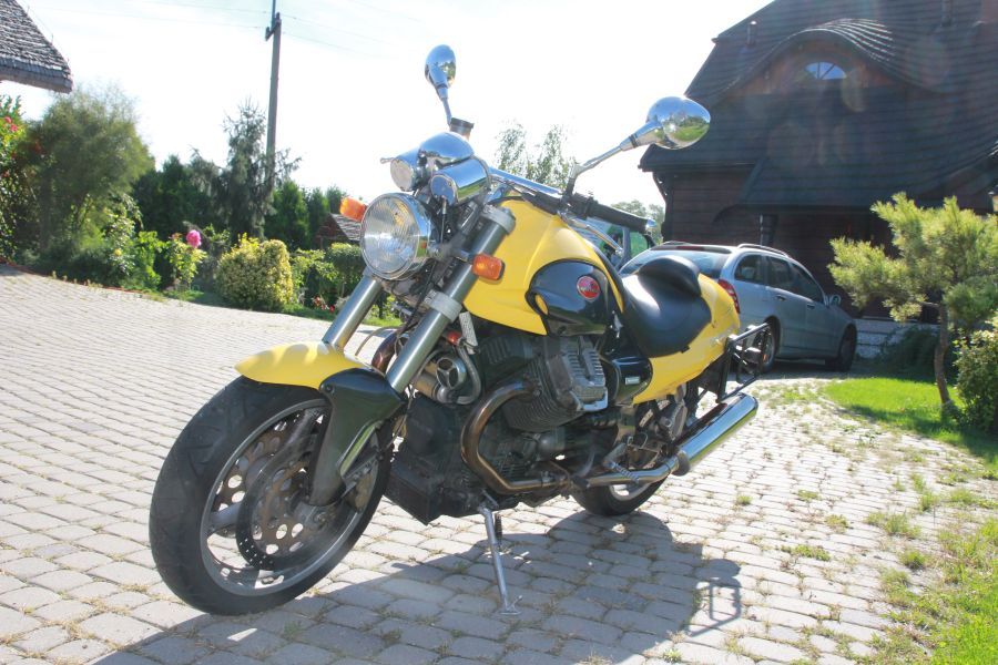 Moto Guzzi V10 Centauro
