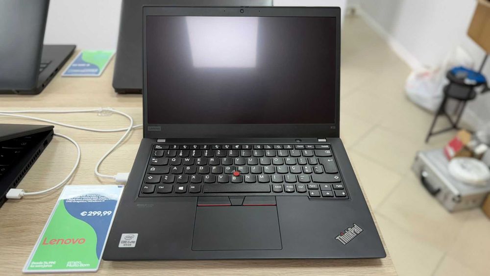 Lenovo ThinkPad X13 G1 | i5 10ª Geração | 13.3'' FHD Touch | 16GB Ram | 512GB SSD | Garantia 18 Meses