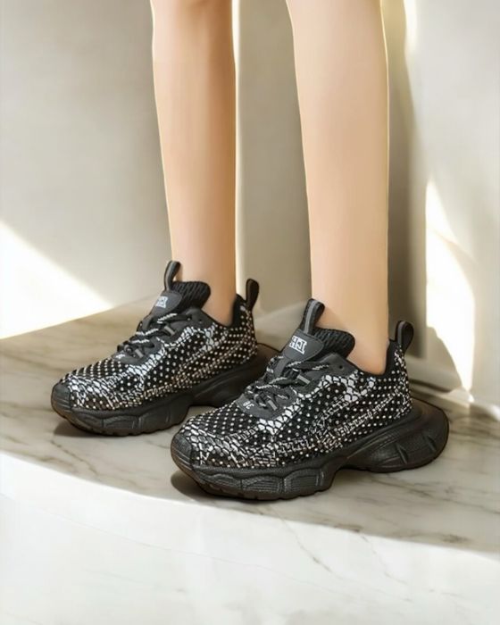 Кросівки жіночі ЗНИЖКА