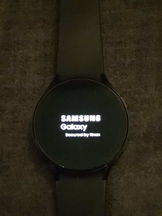 Zegarek Samsung Galaxy watch 4 czarny 44mm.