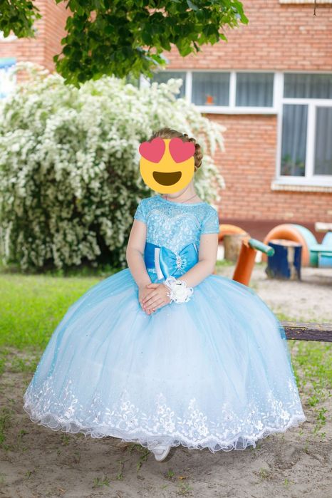 Продам нарядное платье