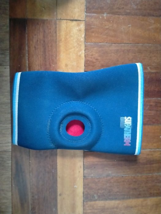 продам наколенник суппер