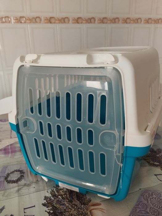 Vende se Caixa de Transporte para Animais