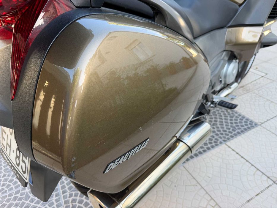 HONDA Deauville 700 ABS