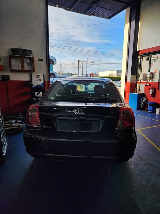 Toyota Avensis 2.0 D4D de 2007 ás peças.