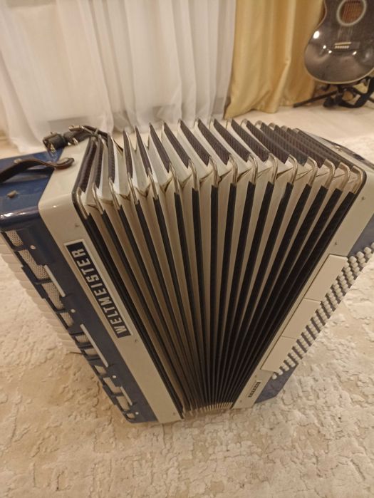 Акордеон Weltmeister Cordal