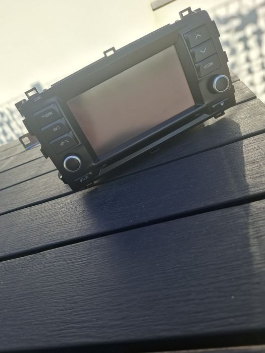 Auto Radio Toyota Auris 2014