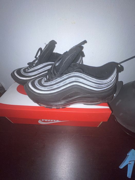 Air max          T41