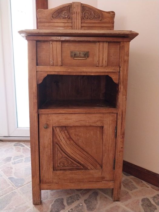 Старовинні меблі