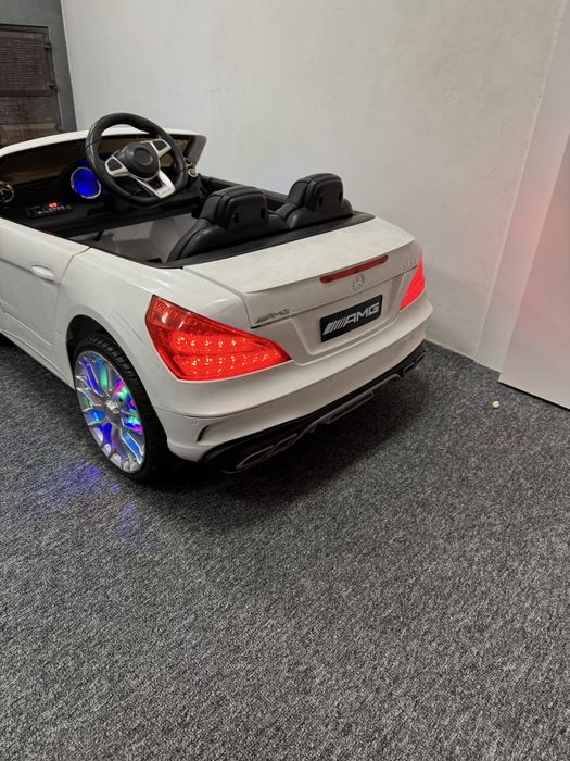 Дитячий електромобіль/електромашинка