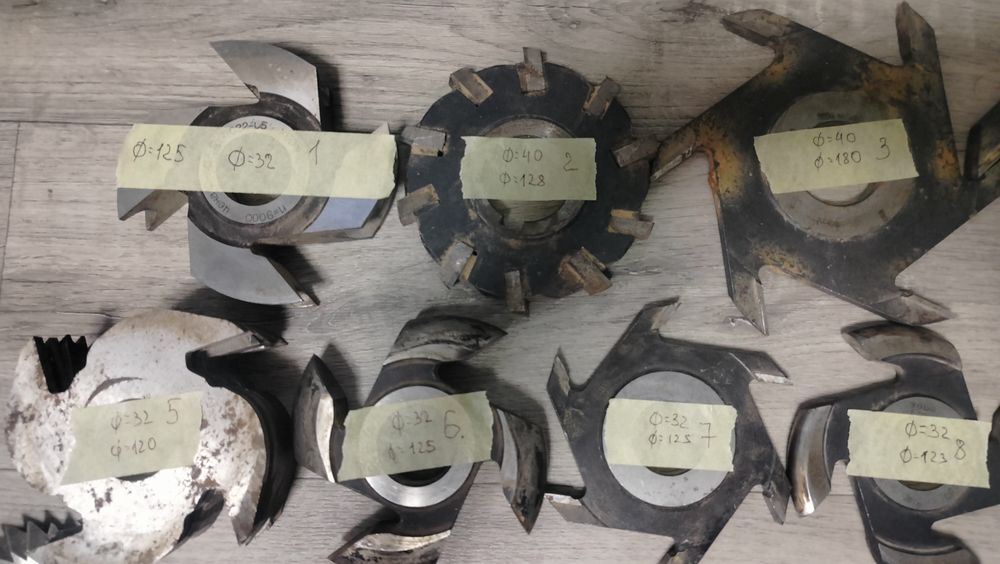 Фрези по деревині