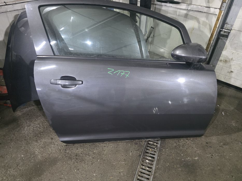 Corsa D Drzwi Przód Prawy z177
