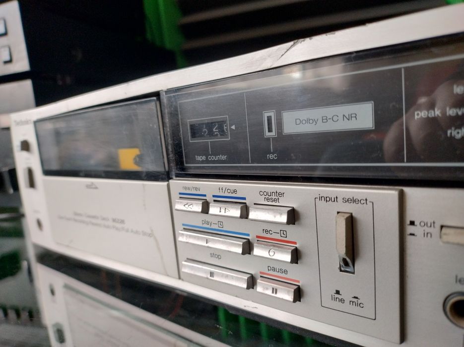 Magnetofon Deck Technics M226