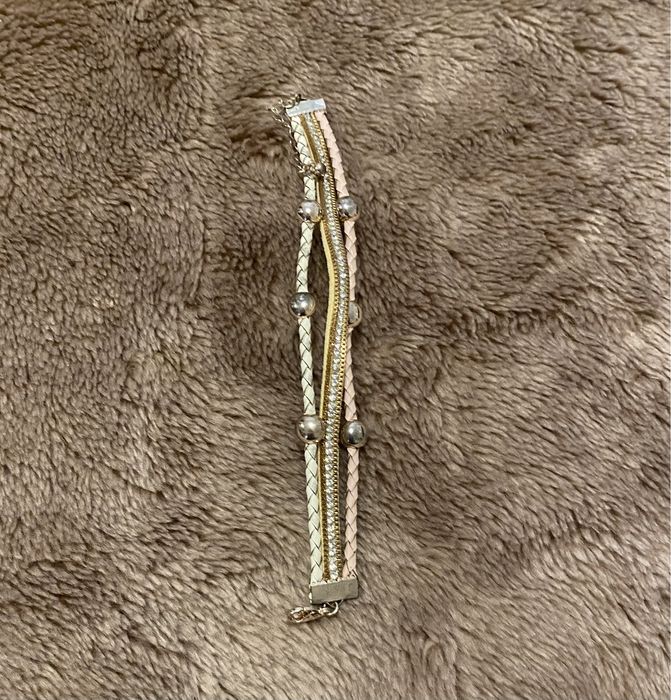 Pulseiras em bijutaria