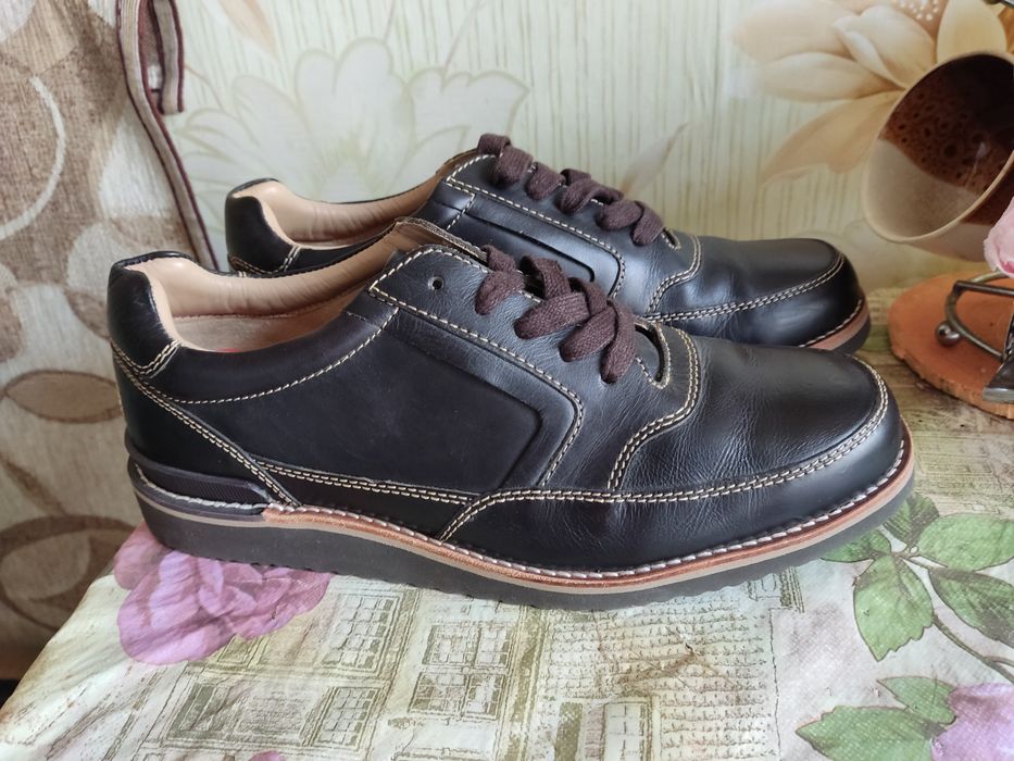 Мужские кожаные туфли.