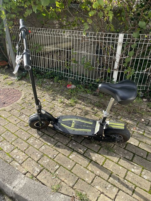 Trotinete com banco