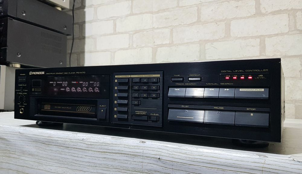 CD програвач/проигрыватель Pioneer PD-M70 б/у  з Німеччини