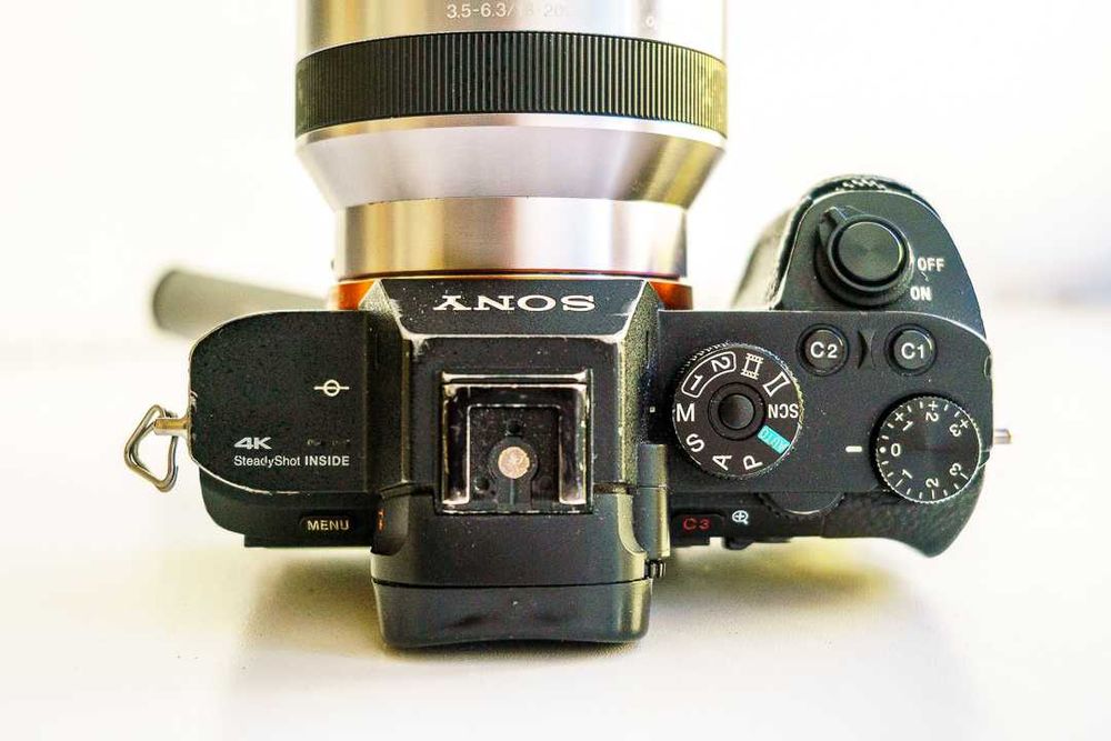 Sony Alpha A7S II body - цифрова бездзеркальна фотокамера