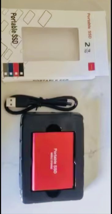 Акція! Зовнішній SSD-накопичувач 4 TB — компактний, швидкий, надійний