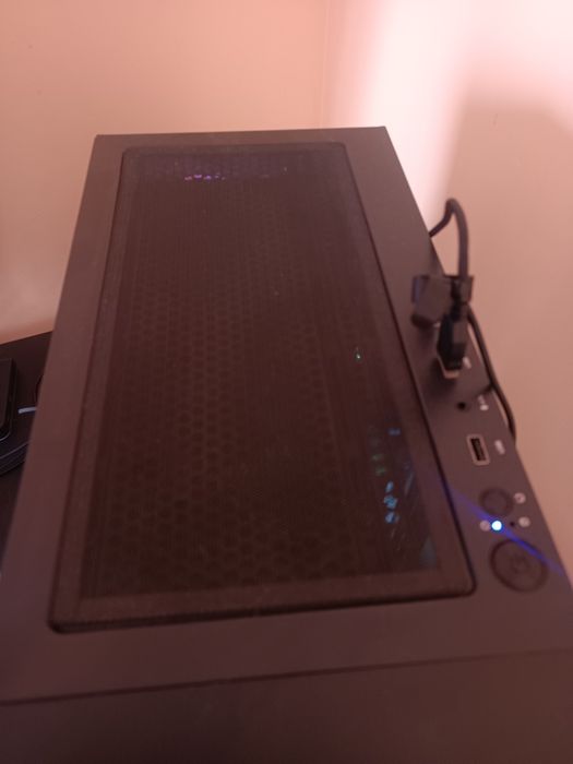 [Komputer do gier] I9, RTX 4070 super (12gb),  Chłodzenie, 64ram, 3T, jak nowy