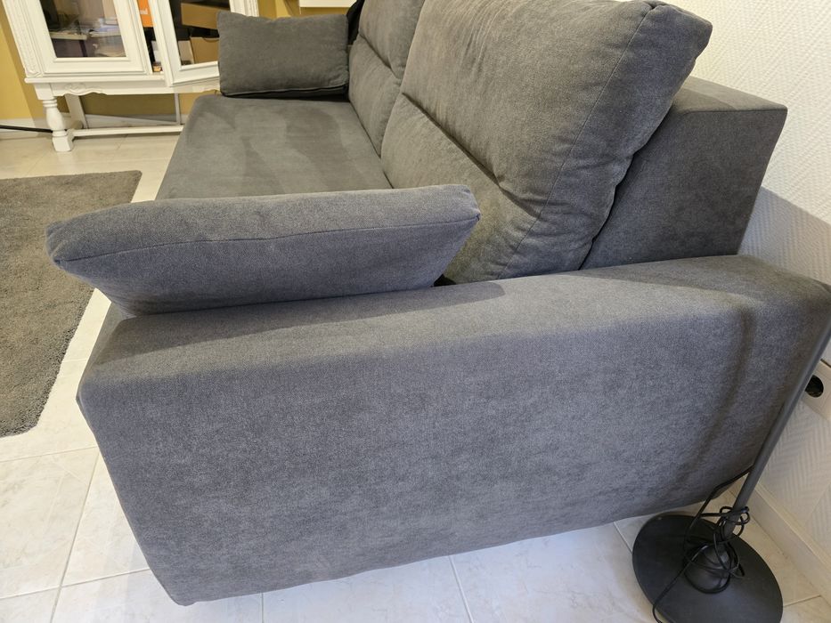Sofá-cama em ótimo estado