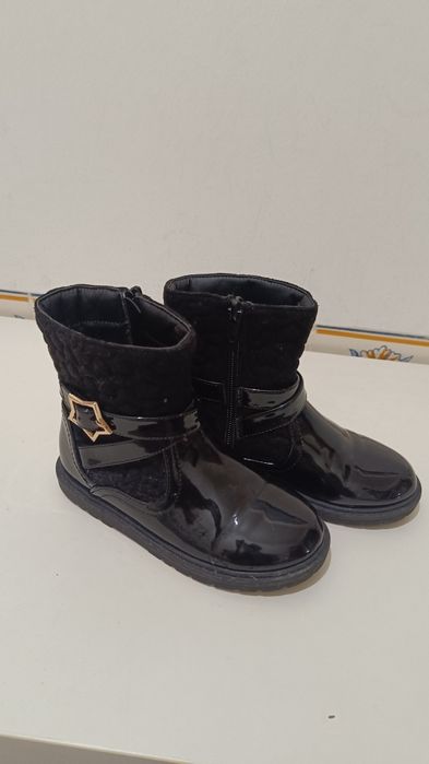 Botas pretas menina t 28