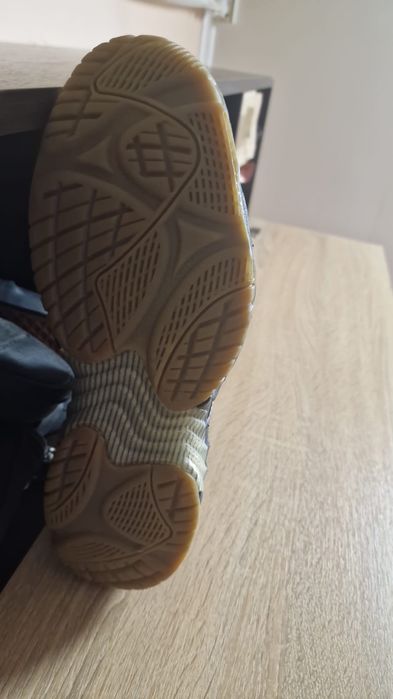 Кросівки asics 44.5 розмір 43