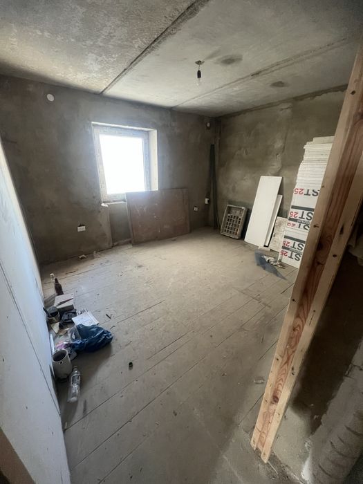 Продам квартиру в центрі міста з окремим входом