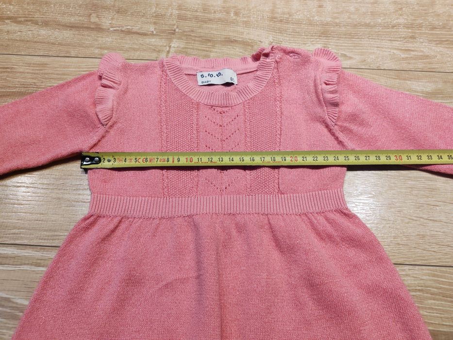 Sukienka dzianinowa 80