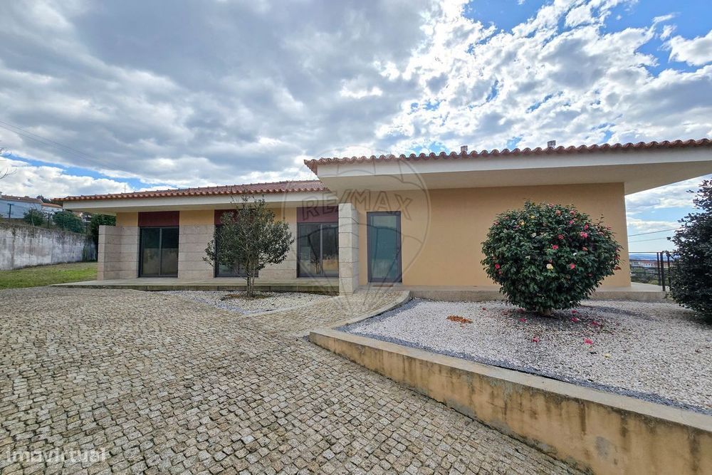 Moradia T3 para venda