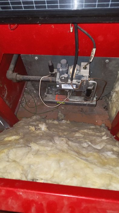 Caldeira Roca G100 A funcionar