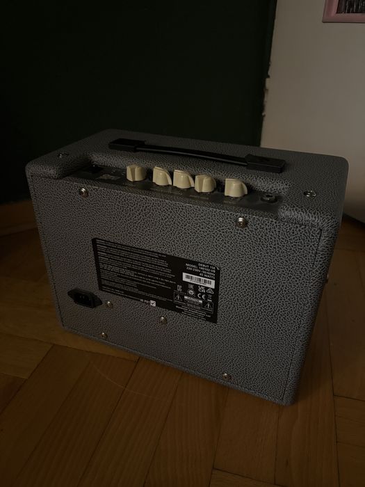 Wzmacniacz gitarowy Blackstar Debut 15e