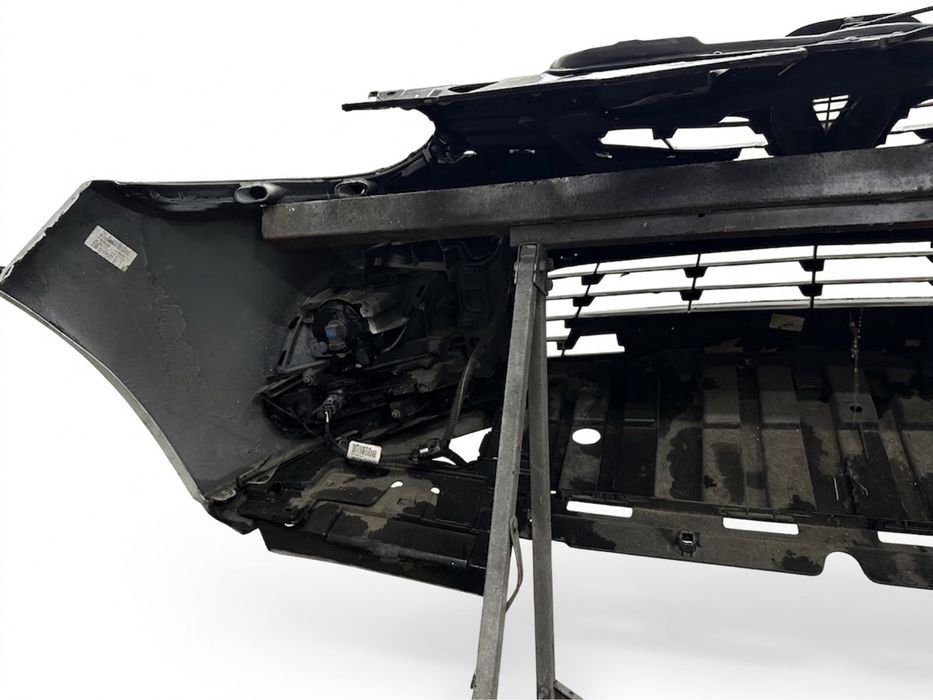Zderzak przedni Clio IV Lift 2016- kompletny do poprawek, led,  przód