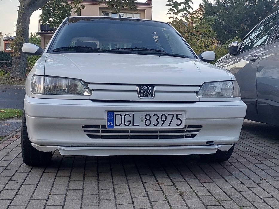 Peugeot 306