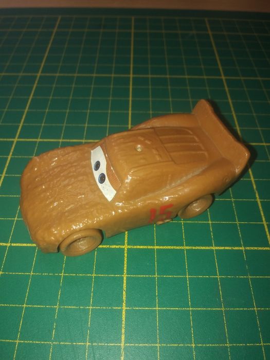 Zabawki samochody McQueen do kolekcji