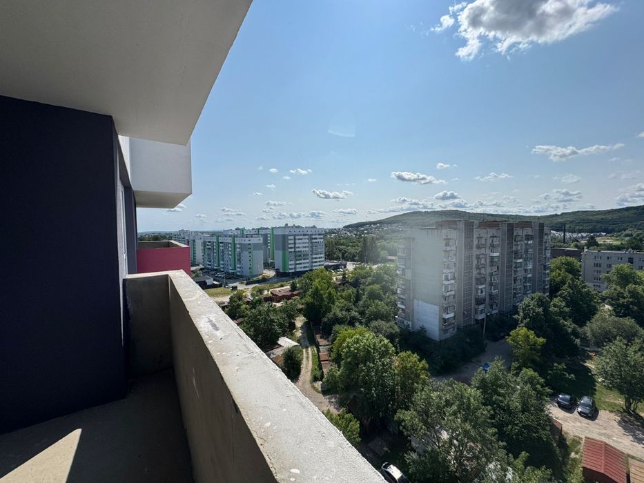 Продаж 3 кімнатна квартира вулиця Тракт Глинянський , новобудова.