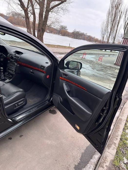 Toyota avensis для ЗСУ