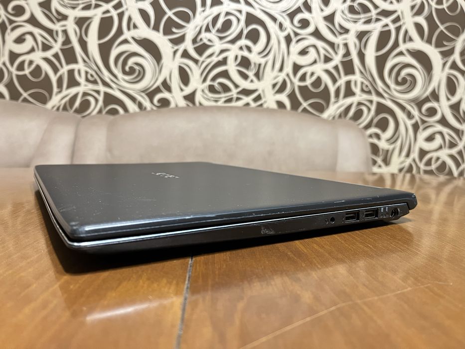 Ноутбук 15.6" Acer Aspire 5 на Intel i3-7100U с 8ОЗУ/256SSD/FullHD
