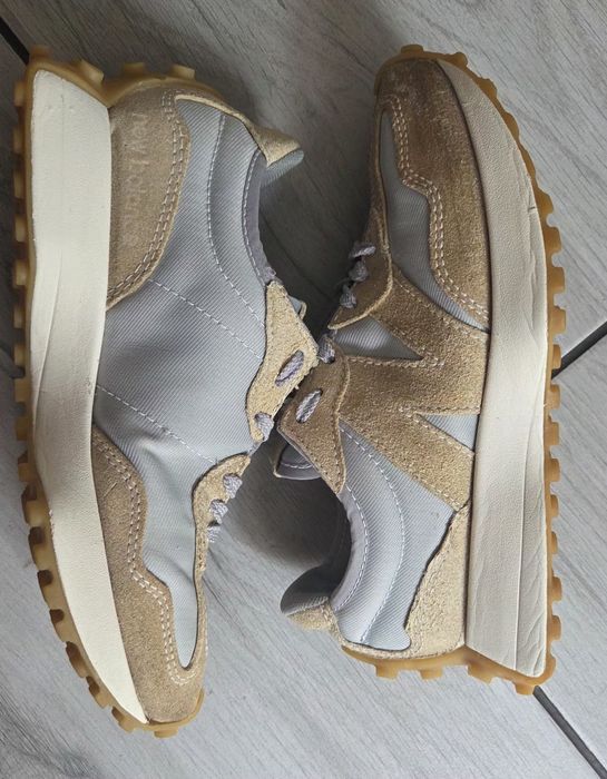 New Balance 327 22см, розмір 35