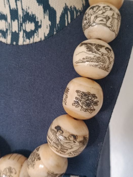 Бусы, четки старинные.Камасутра.Ручная роспись.Старый Китай.Вес 430 гр