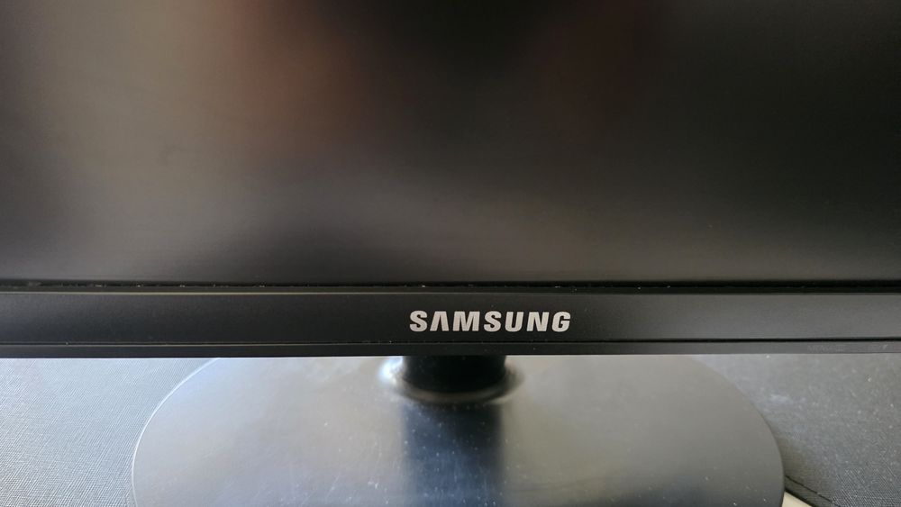 Monitor samsung E1920N