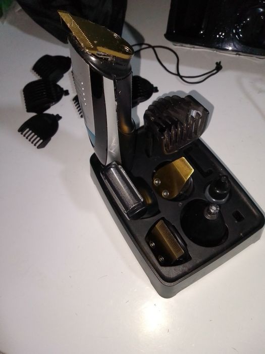 Акумуляторна машинка для стрижки, тример, бритва Bamba pro