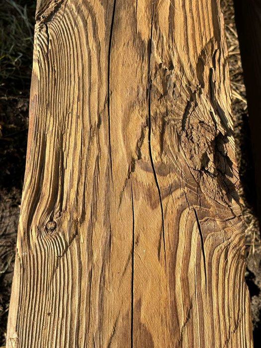 Starożytne drewno stodoły (ręcznie ciosane, ponad 100 lat)