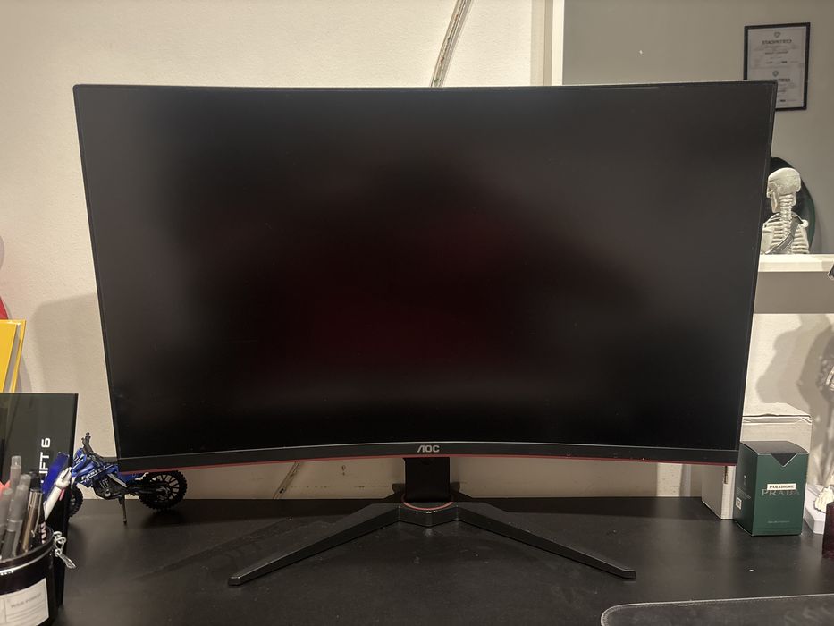 Monitor AOC 144Hz  Full HD Zakrzywiony Gamingowy