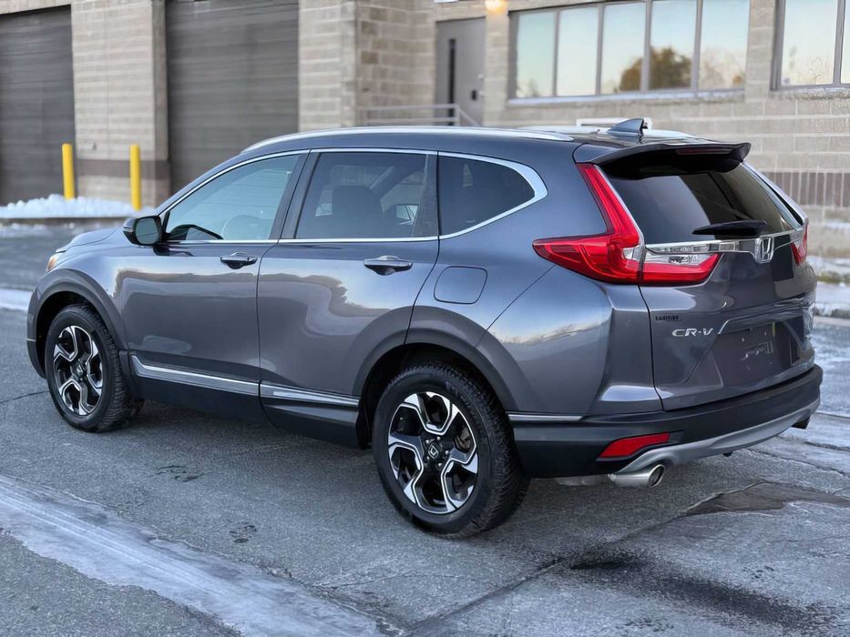 Honda CR-V Touring      2019